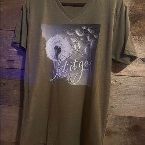 White and Green Short Sleeve Graphic T-Shirt